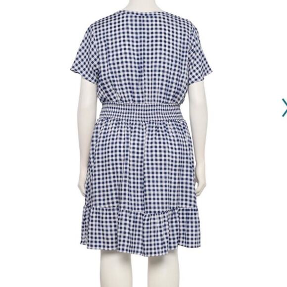 Croft & Barrow gingham smocked Waisted challis dress - Picture 2 of 8